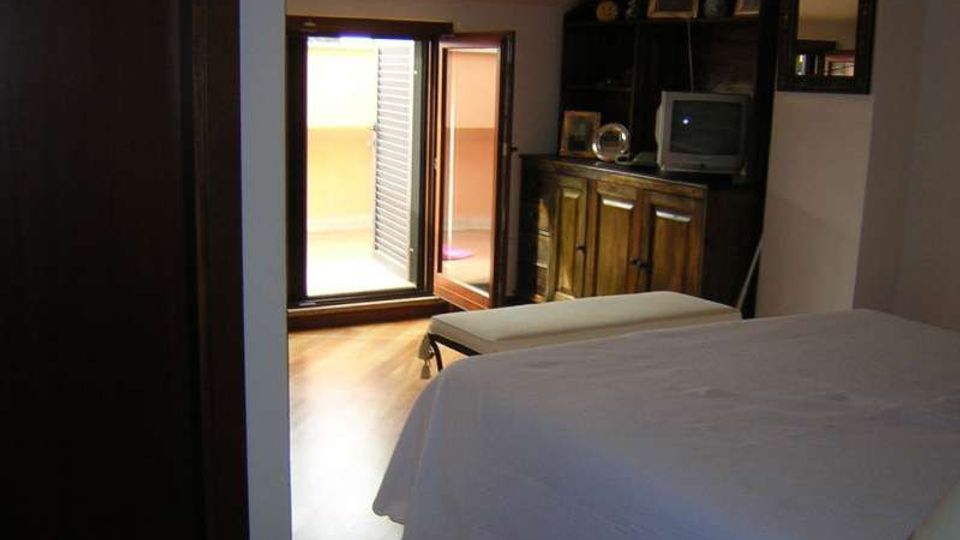 477-13a1a8b3a6772d3e723fc77de642a721jpg