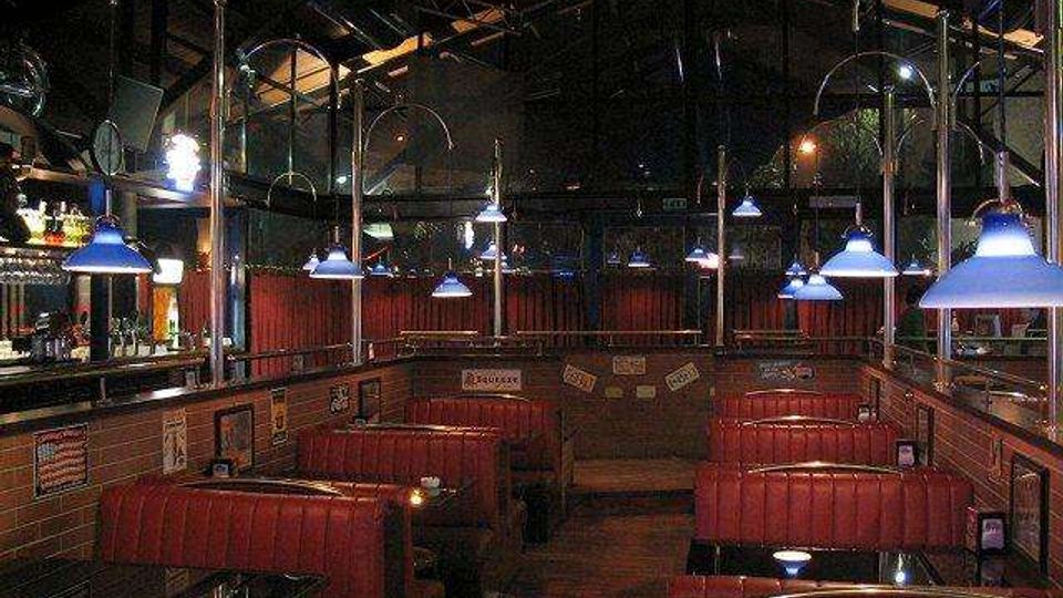 295-541e48b074a754fe1d145d24ff345ee6jpg