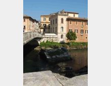 907-f15fe4656c0ae3f1126ffbcd9ecec70ajpg