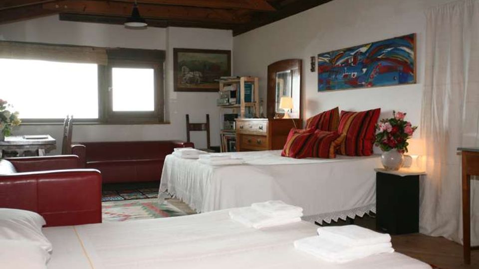 163-a5c518196a1b3a6505a551d59a3c062ajpg