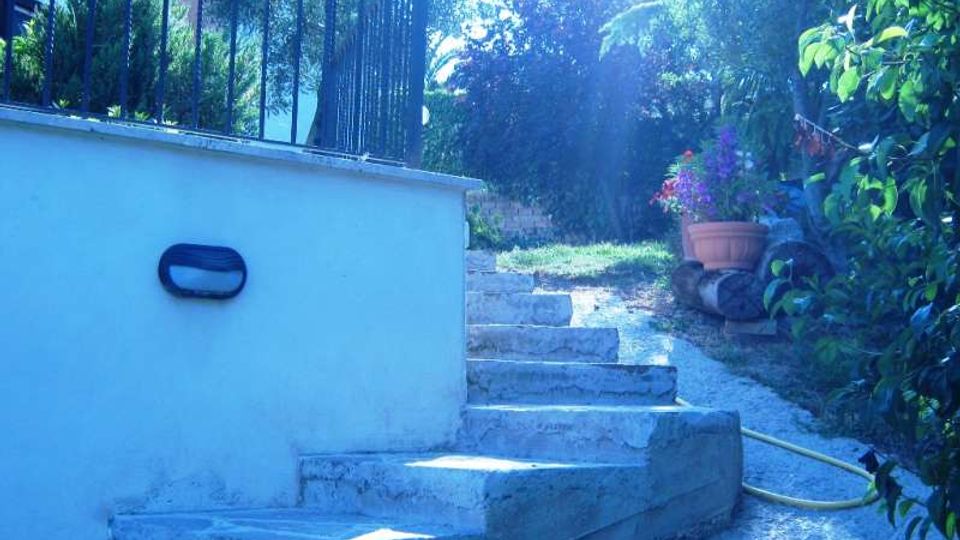 585-53a29c77b193c4db113539920ca22239jpg