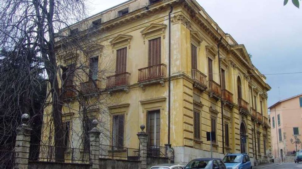 965-0c5b3bbff0e542da1c4efcdedd3433f4jpg