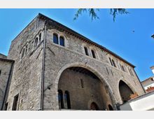 54058-photo-01-prospetto-nord-palazzobonifacio-min-jpgjpg