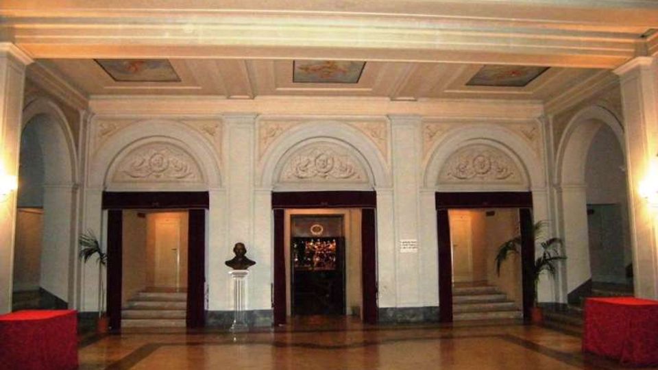 377-e9cfbbfe0cd8d2868cd782b1fd5a1134jpg