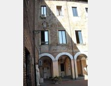 942-89efb519be7693317539e660297dcf3fjpg