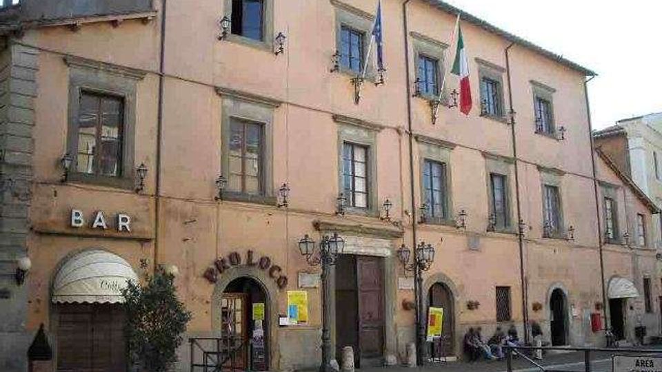 942-0526d8a3b2b428993884abb1e8d97fe5jpg