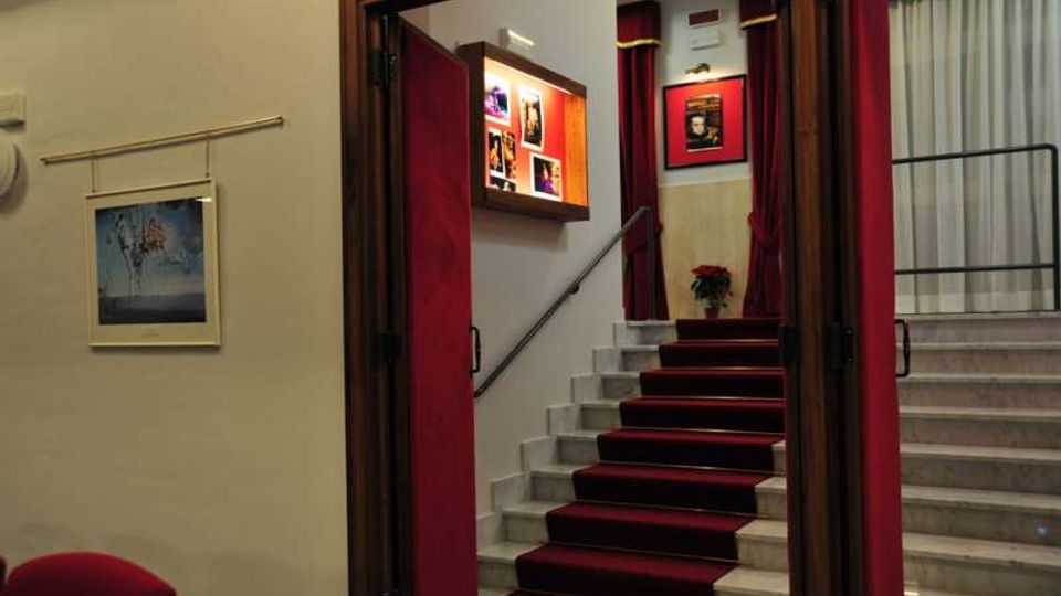 559-9c6d8a39116f6b8cc3d7b7560c2b38fdjpg