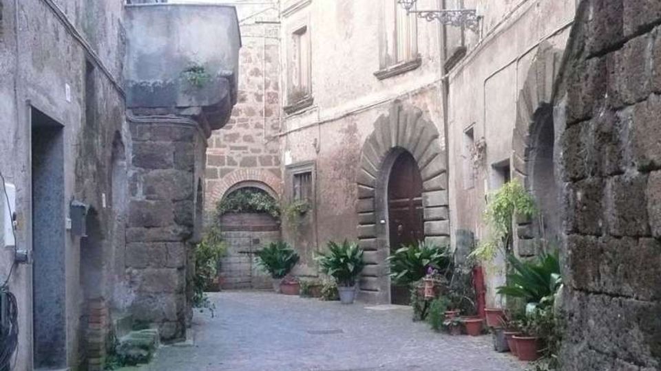 744-7b6faf0055cb43b4a541e50ce5e80c8cjpg